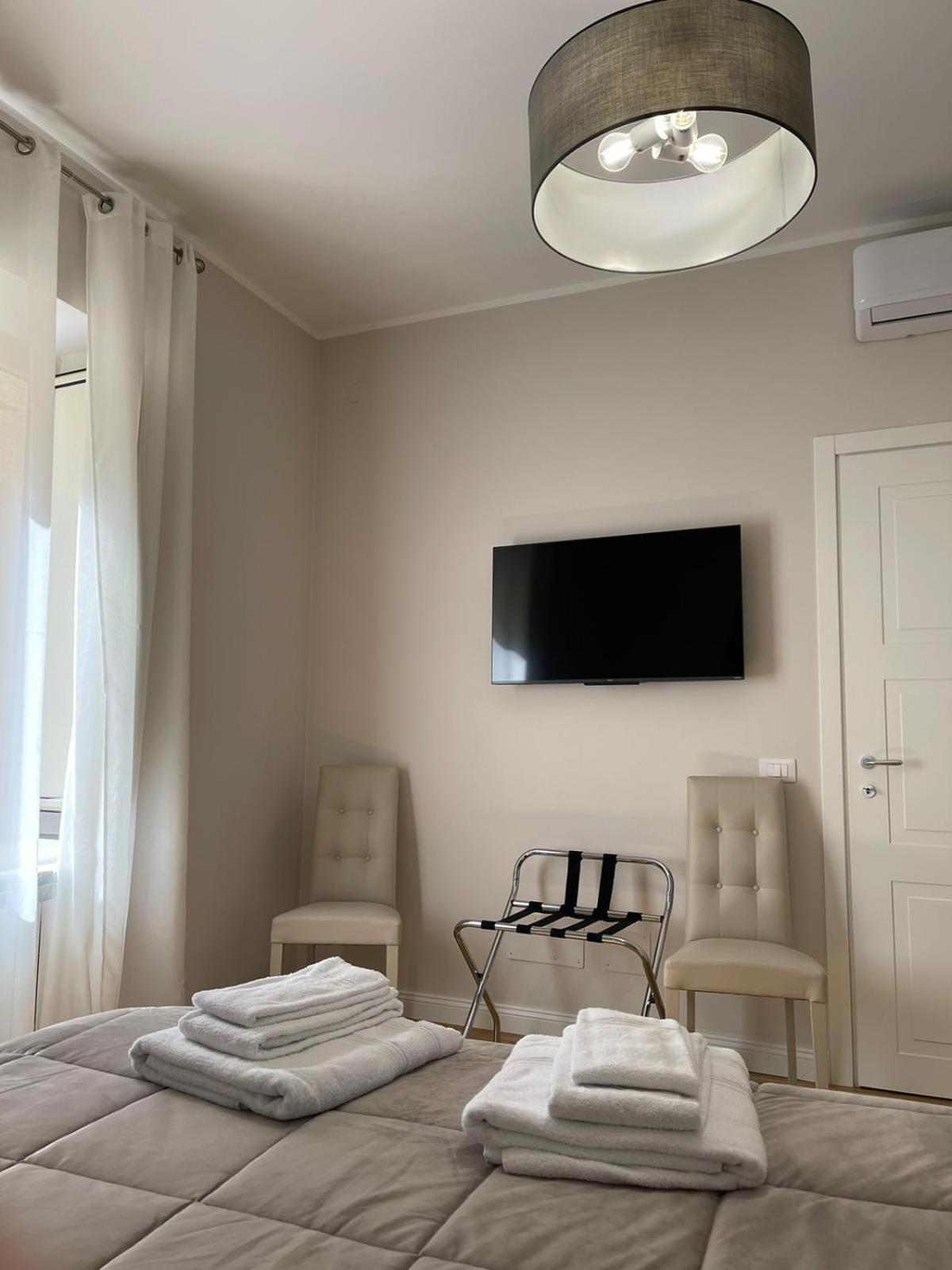 Luxury Apartament'S Celso ปาแลร์โม ภายนอก รูปภาพ