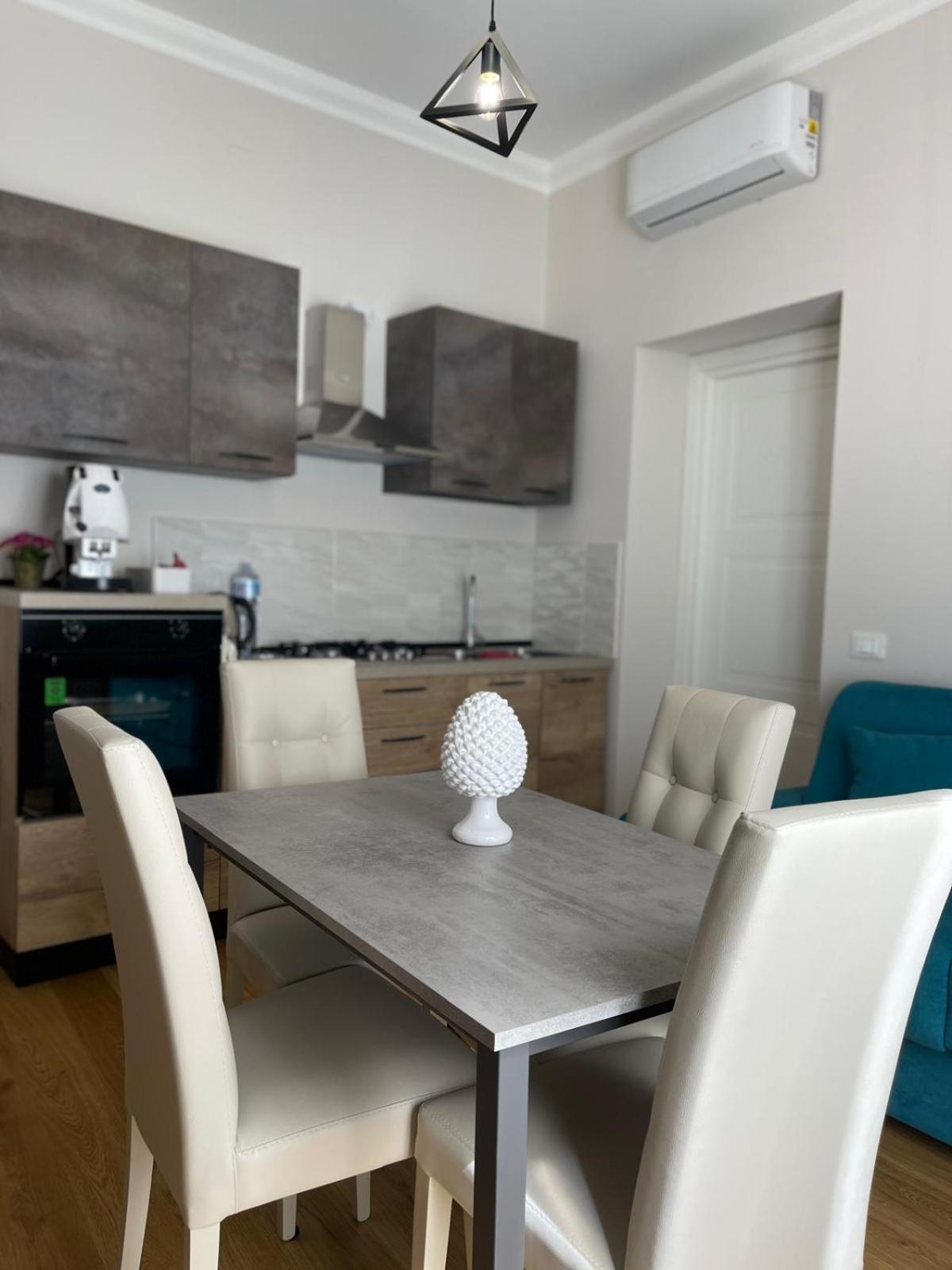 Luxury Apartament'S Celso ปาแลร์โม ภายนอก รูปภาพ